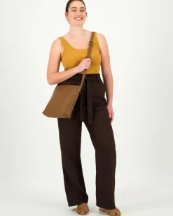 Women Old Khaki Pants><noscript><img width=
