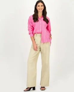 Women Old Khaki Pants><noscript><img width=