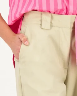 Women Old Khaki Pants><noscript><img width=