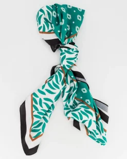 Women Old Khaki Scarves & Kimonos>Women'S Zanna Square Leaf Print Scarf