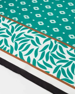 Women Old Khaki Scarves & Kimonos>Women'S Zanna Square Leaf Print Scarf